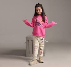 PINK GRAPHIC PRINT SWEATSHIRT AND JOGGERS