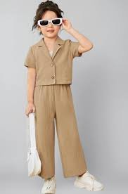 BEIGE COLLARED SHORT-SLEEVE TOP AND TROUSER SET