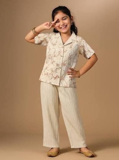 BEIGE FLORAL BUTTON-DOWN SHIRT AND TROUSER SET