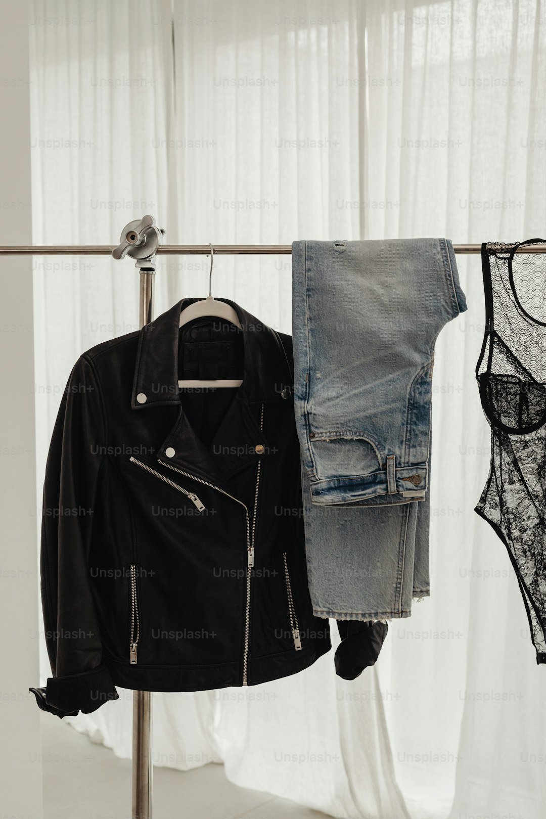 SIGNATURE JEANS