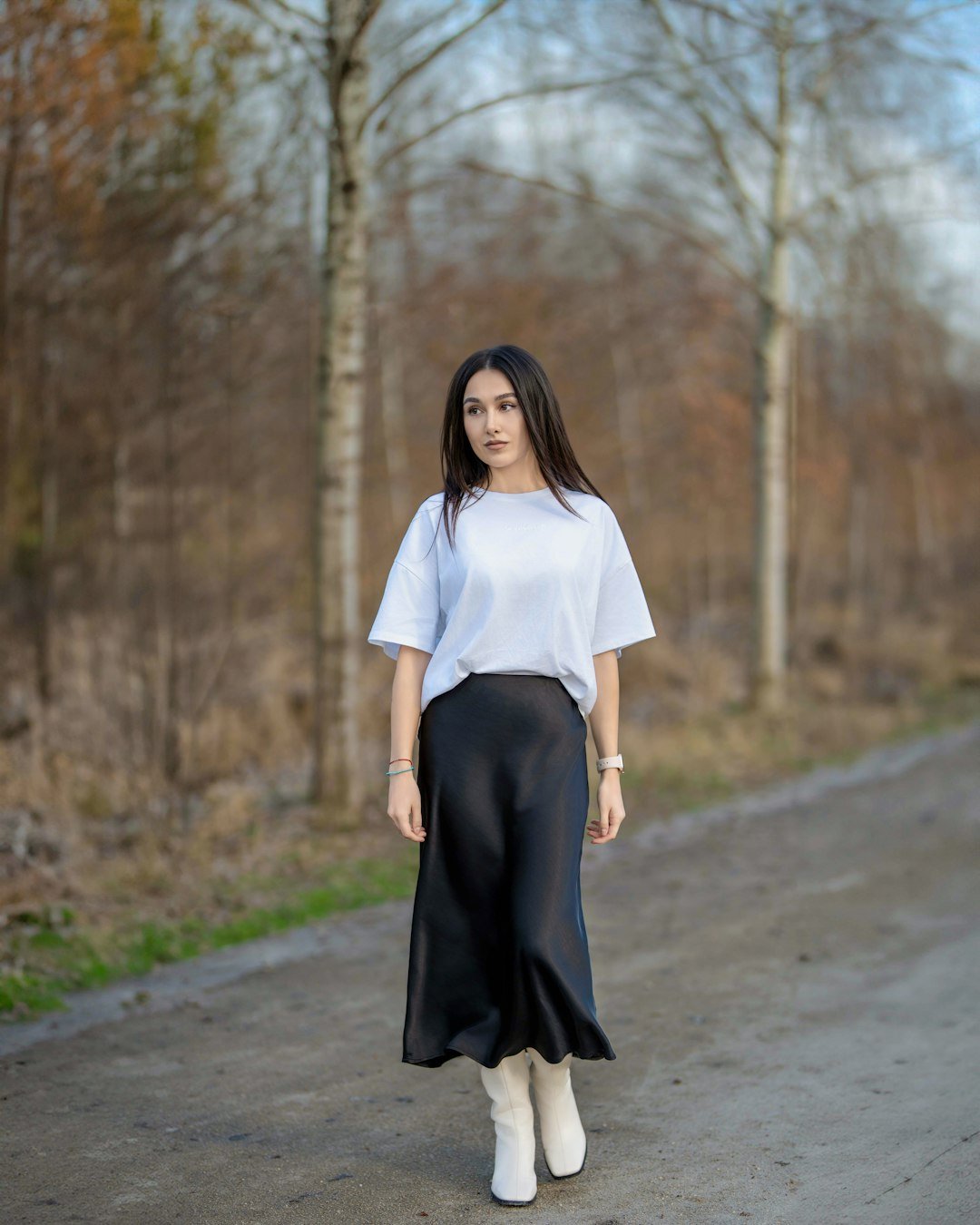 BLACK SKIRT