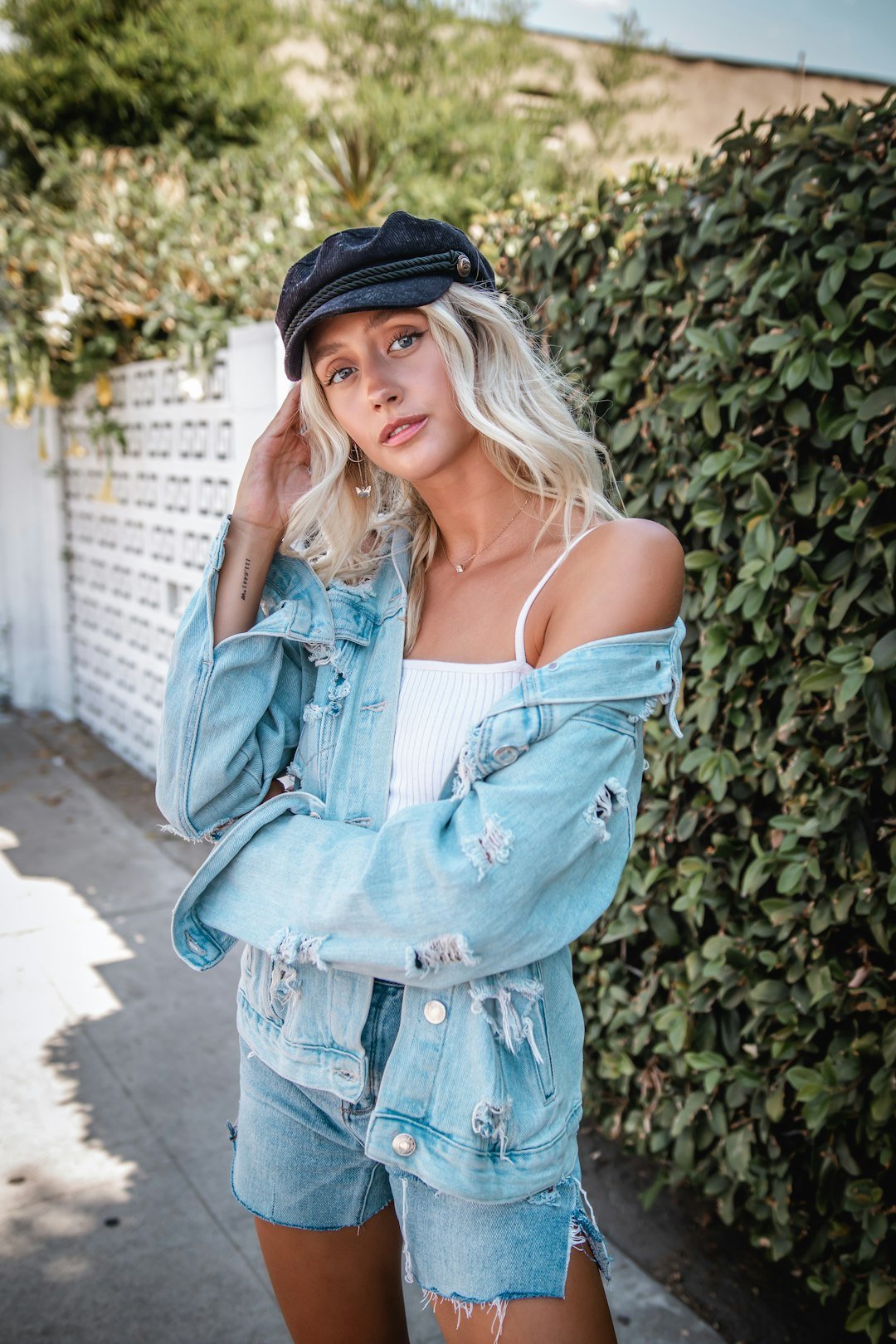 BLUE JACKET