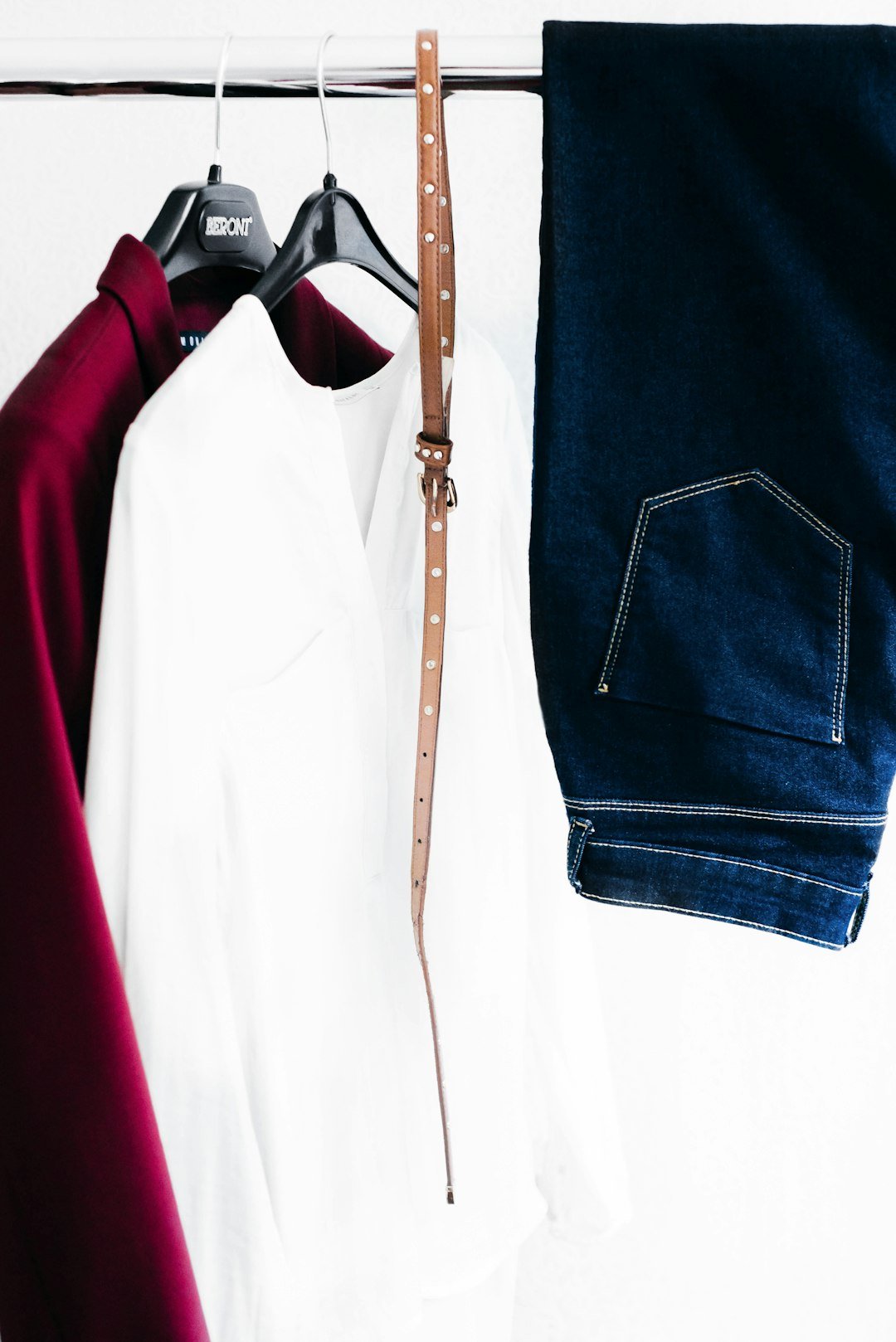 RED JEANS